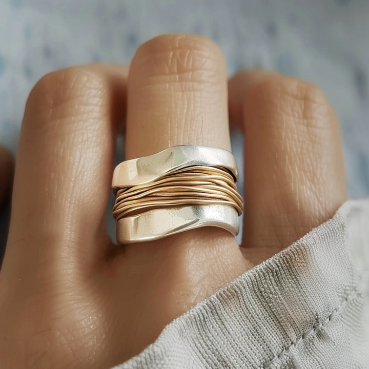 Violet | Silver and Gold Threaded Ring