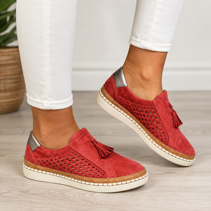 Noelle™ | Cushioned Comfort Moccasins