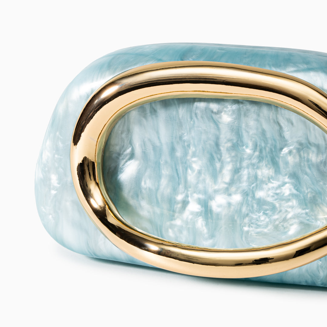 Aurora | Elegance Redefined – Pearlescent Sculptural Clutch