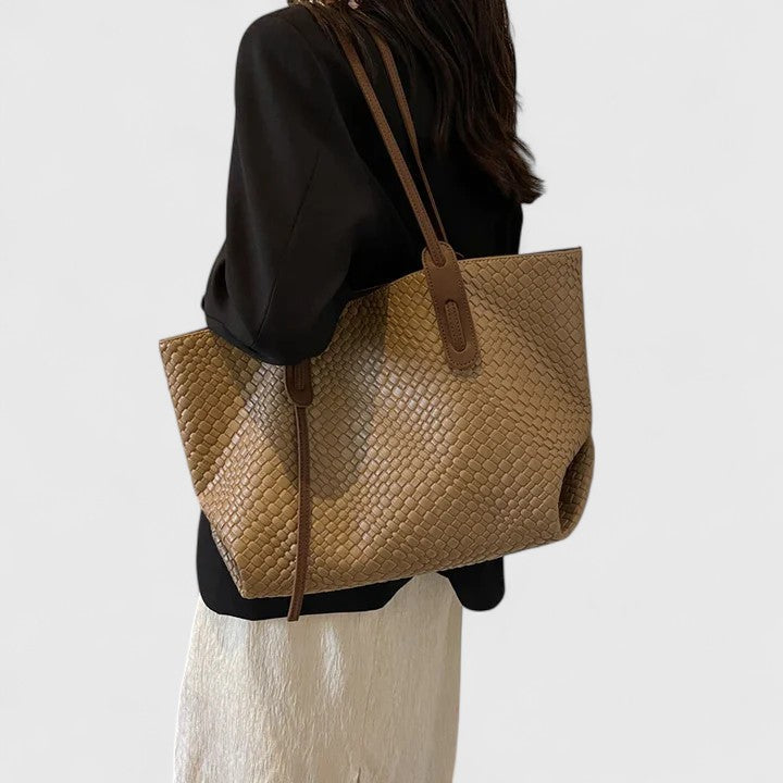 Amber | Elegant Tote Bag