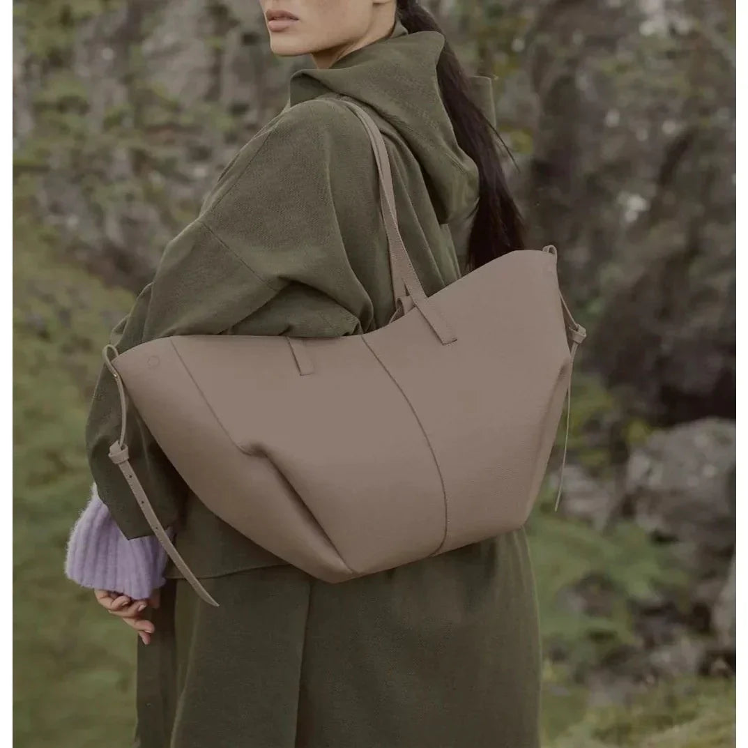 Taylor | Signature Tote Bag