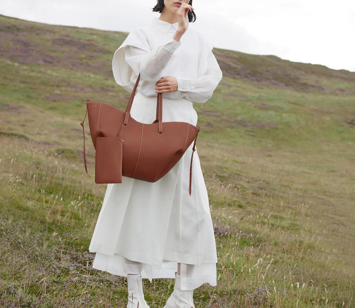 Taylor | Signature Tote Bag