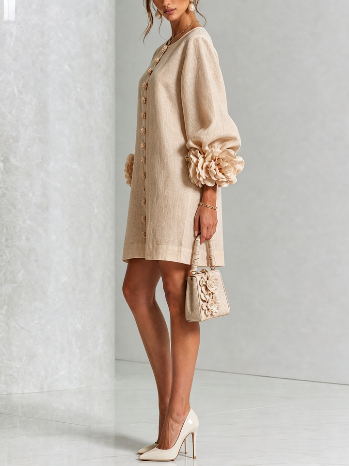 Blythe™ | Sculptural Floral Elegance