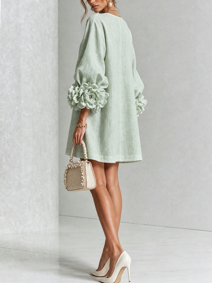 Blythe™ | Sculptural Floral Elegance