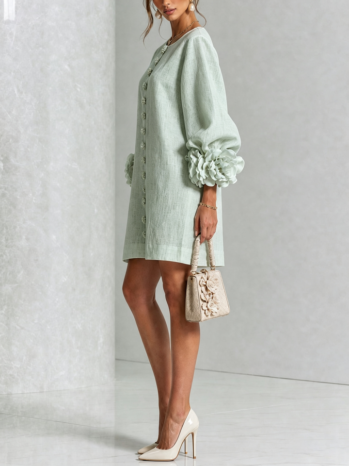 Blythe™ | Sculptural Floral Elegance