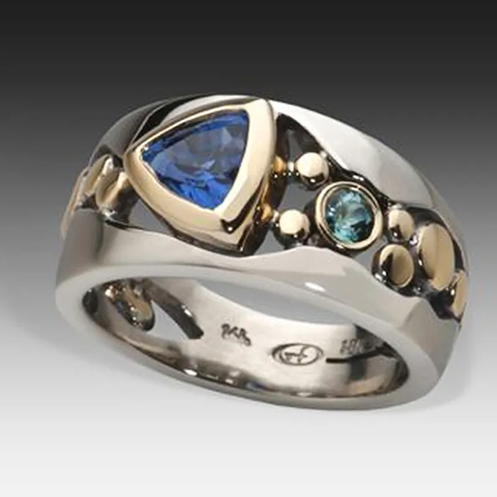 Luna | Antique Blue Crystal Ring