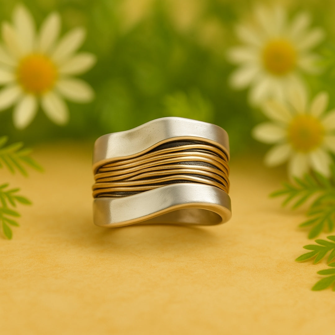 Violet | Silver and Gold Threaded Ring