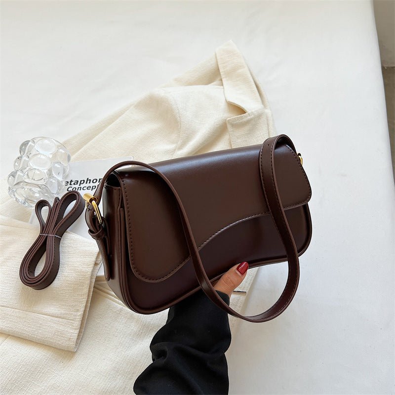 Madison | Elegant Saddle Bag